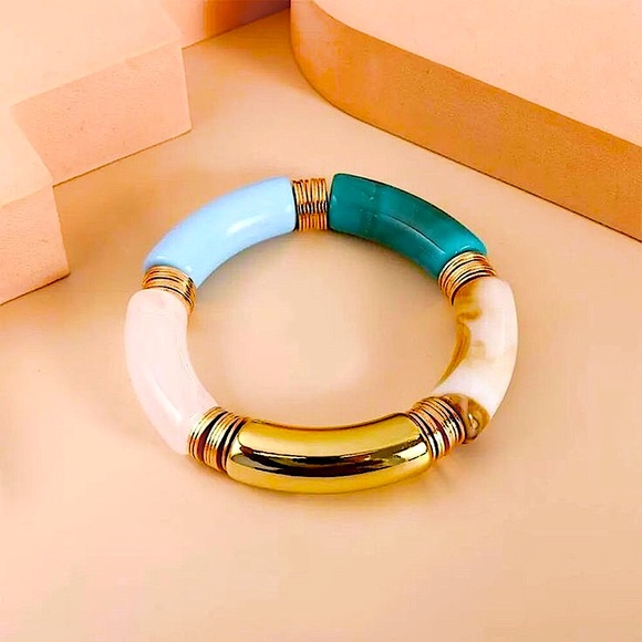 ⚜️[𝟯/$𝟯𝟴]⚜️NEW Acrylic Chunky Colorful Bangle - Picture 3 of 10